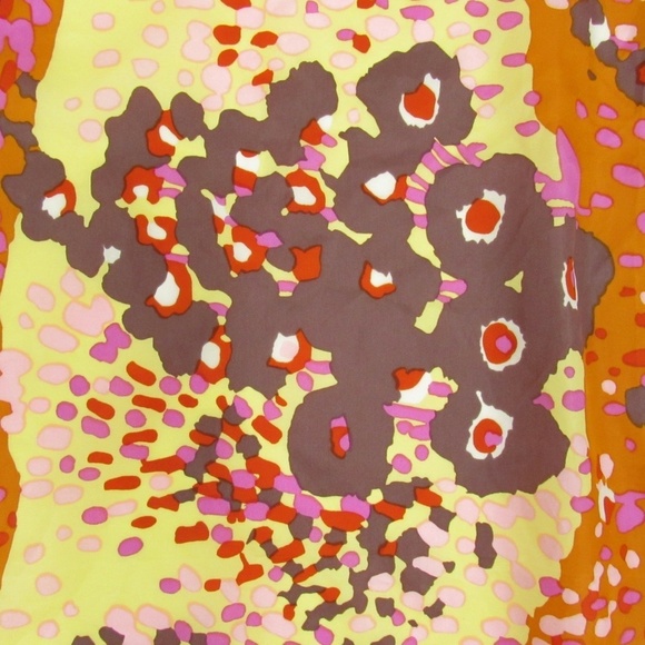 TOTES Floral Rain Scarf 27" x 27" - Picture 5 of 10